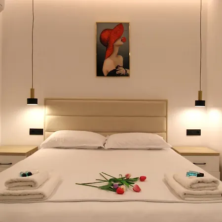 Apartment Luxury Reni Risi *
