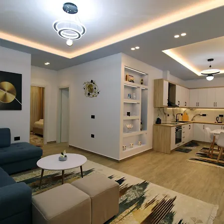 Luxury Reni Risi Apartment Sarande