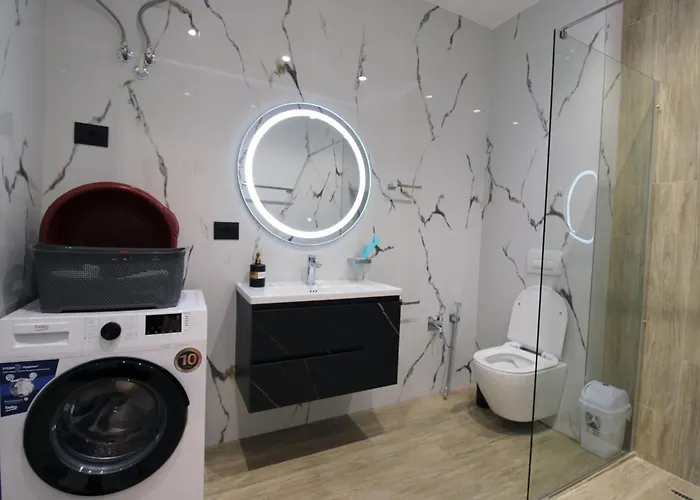 Luxury Reni Risi 公寓 Sarandë