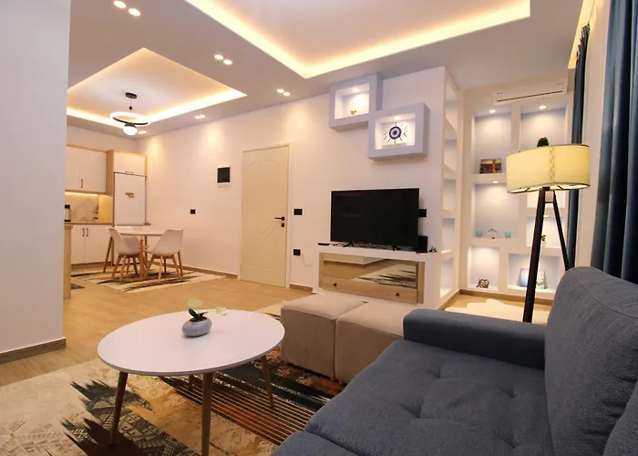 Luxury Reni Risi Sarandë